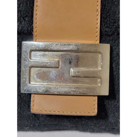 Authentic Fendi Black Suede Baguette Bag With Silver Tone Zucchino Logo … - Picture 12 of 16